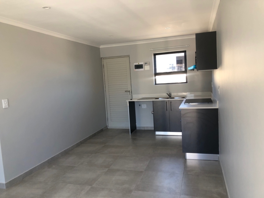 2 Bedroom Property for Sale in Parklands East Western Cape